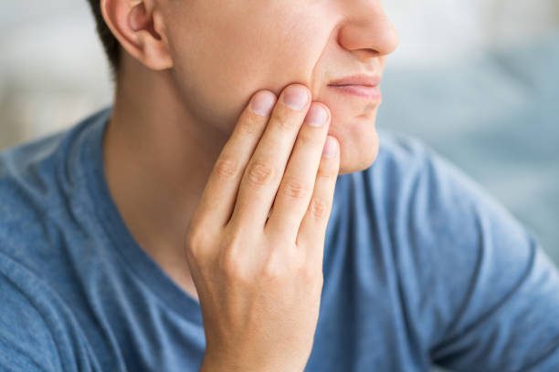 lower jaw pain